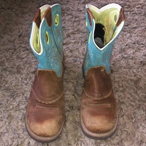 Girls Ariat western boots